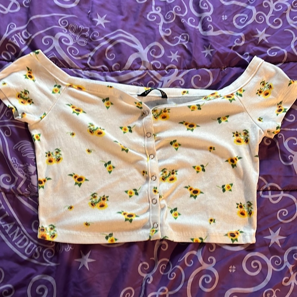Sunflower cropped top